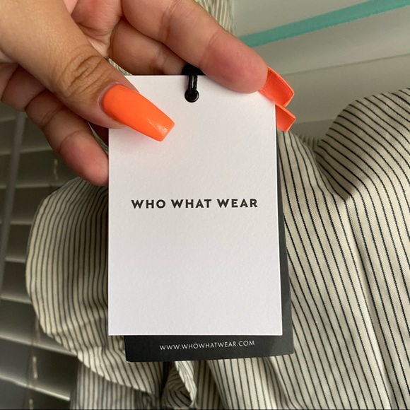 Elegant Cream One-Shoulder Dress - Picture 5 of 6